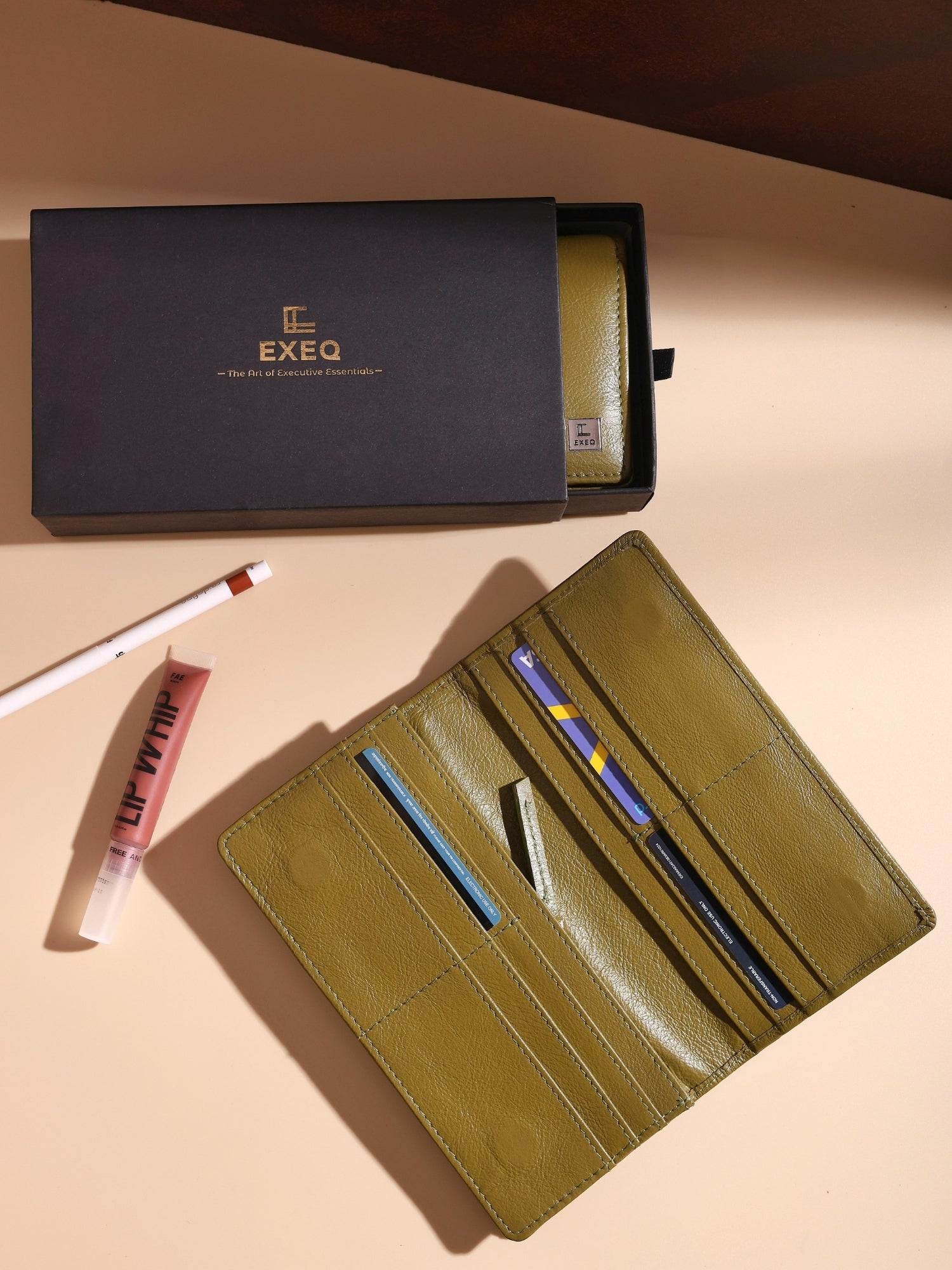 EXEQ Unisex Long Leather Wallet | Olive Moss
