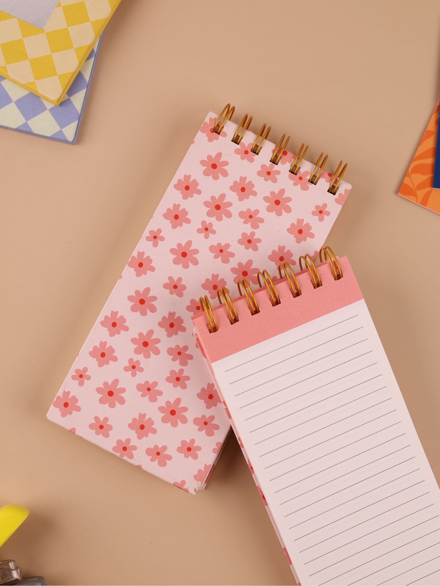 Floral To Do Notepad | Top Spiral Memo Pad | Ruled Pages | Gold Foil Cover